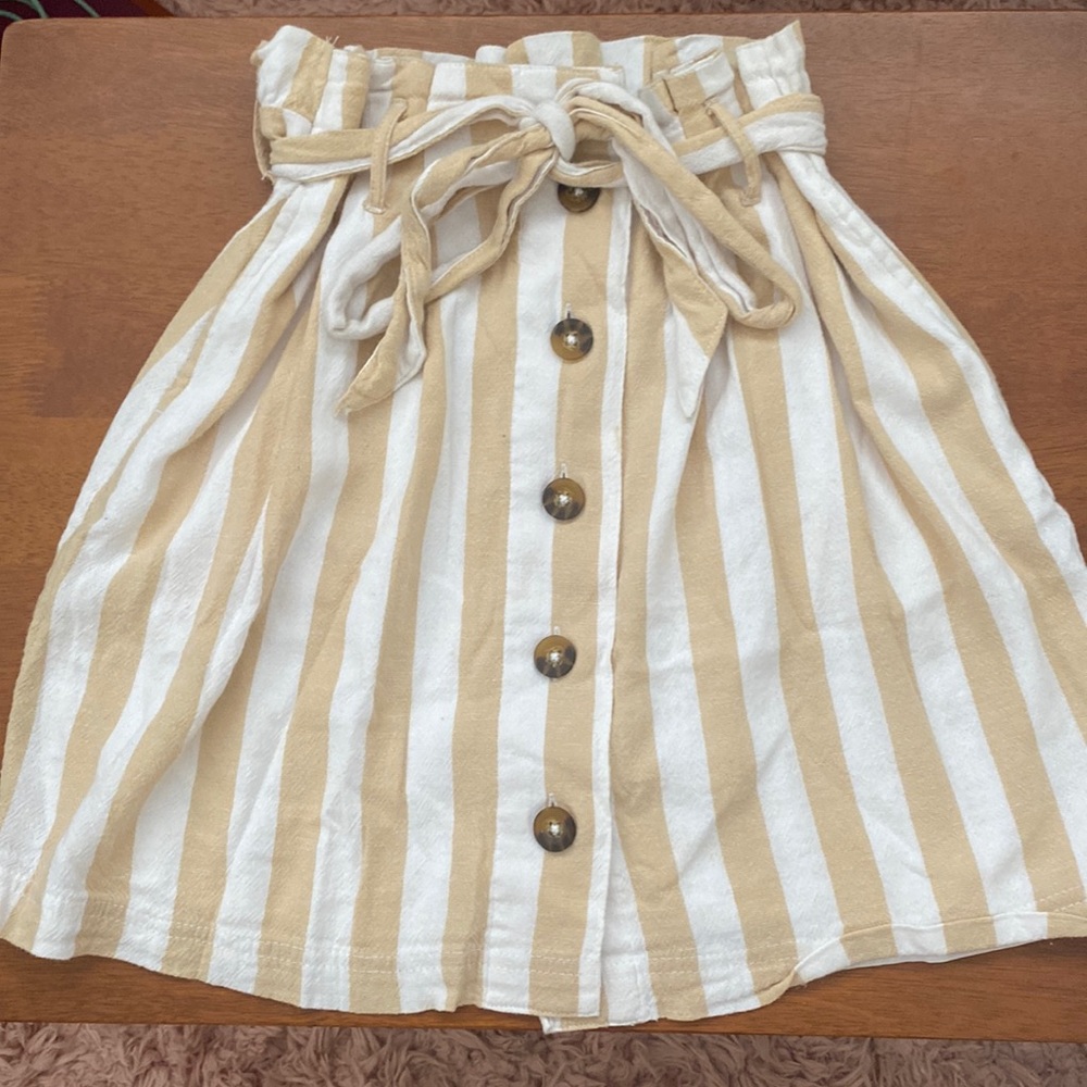 Beautiful Hollister skirt❣️